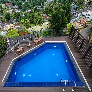 Leisure Point Hotel