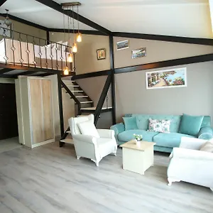 https://artist-rooms-suites.istanbul-turkeyhotels.com